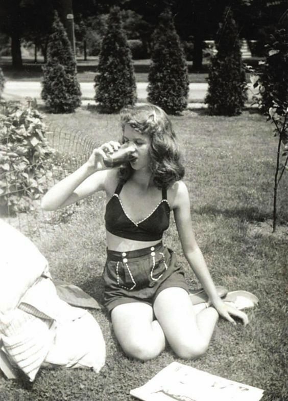 Joven Sylvia Plath