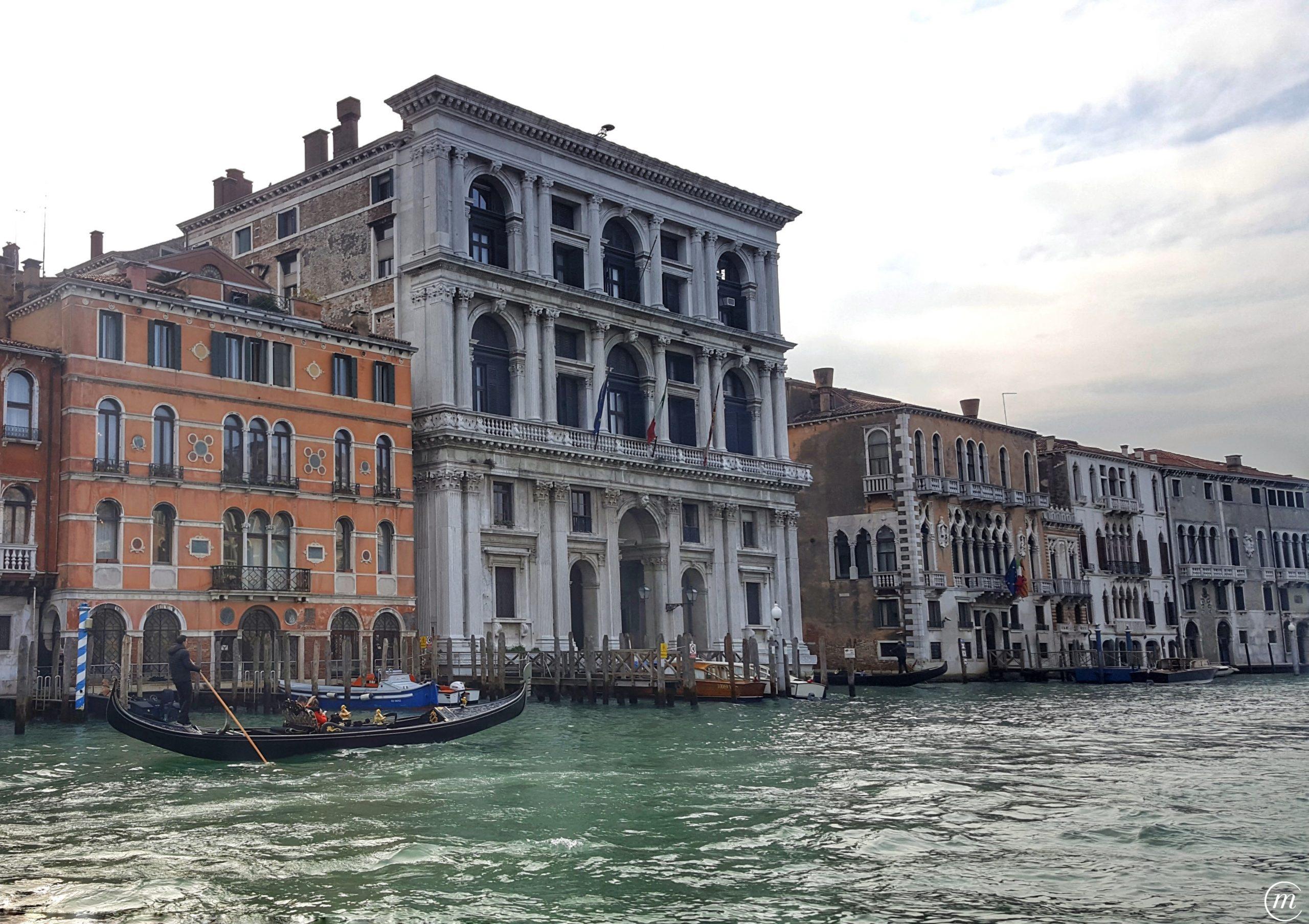 Góndola por Venecia