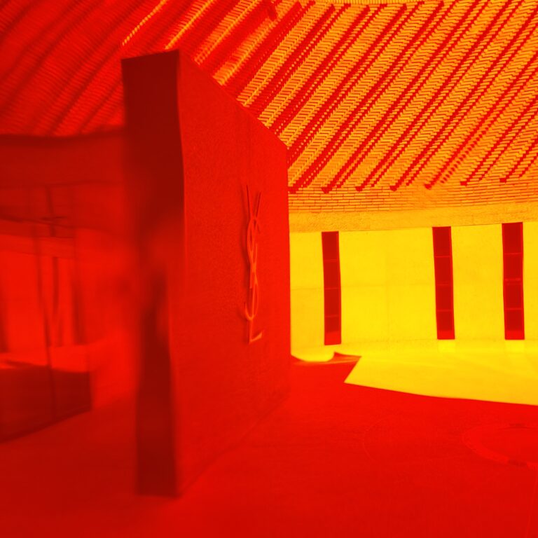 Patio Museo Saint Laurent