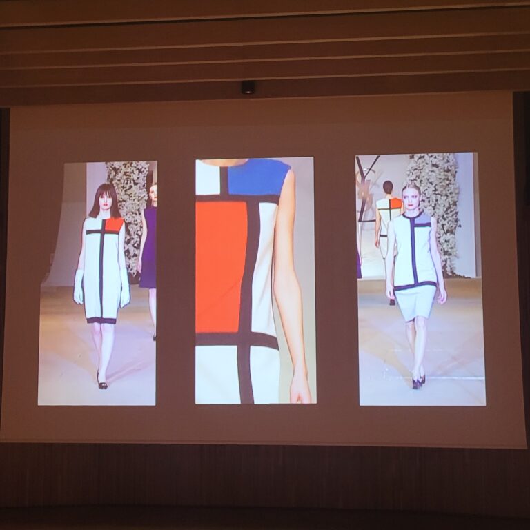 Proyección Museo Yves Saint Laurent Marrakech