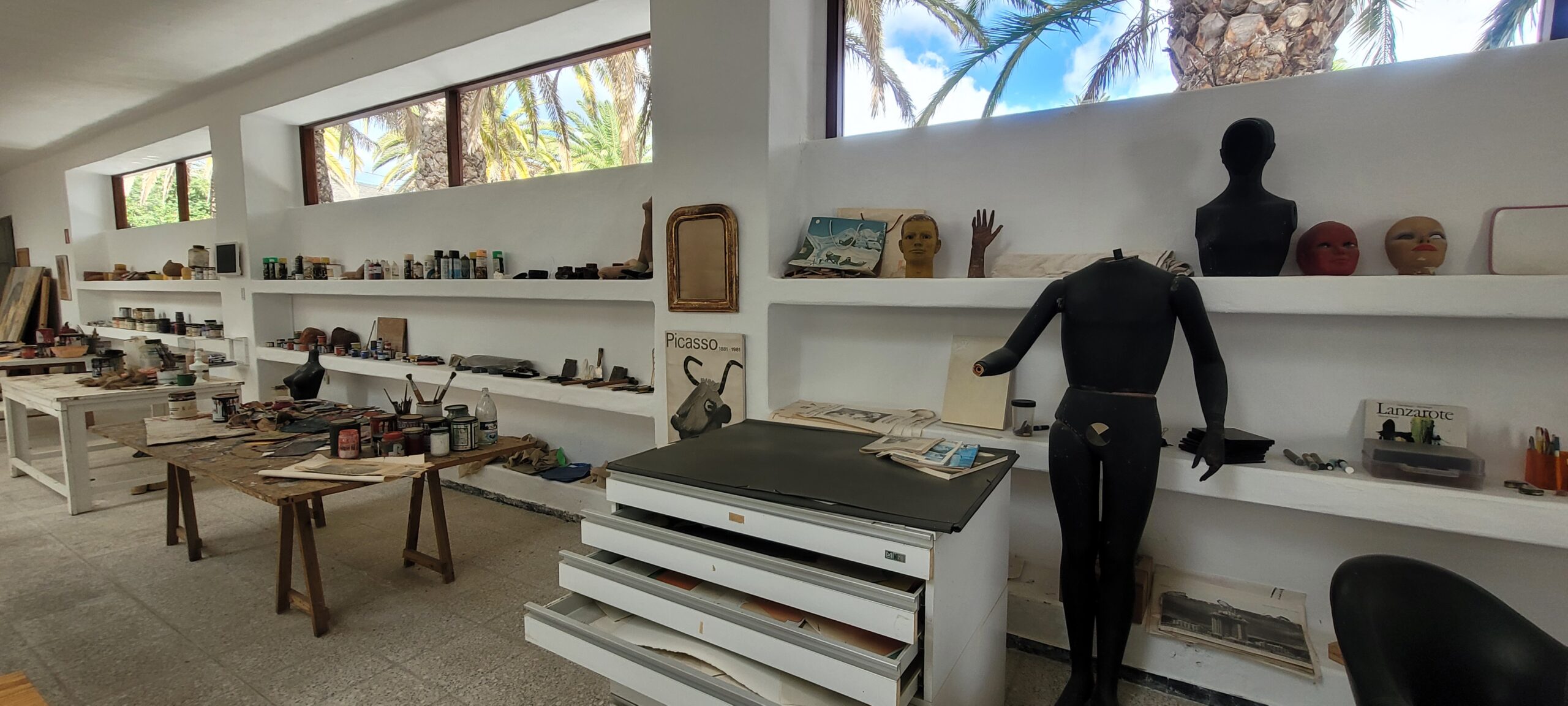 Estudio César Manrique