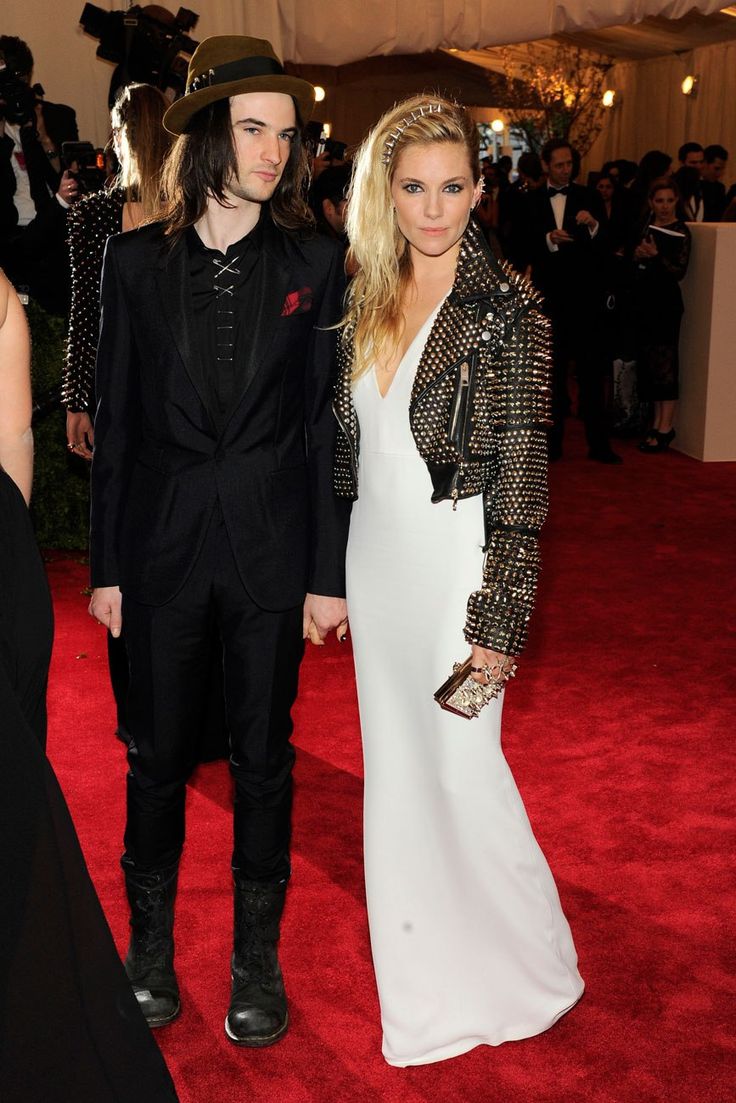 Sienna Miller Look